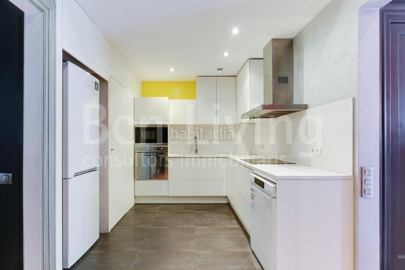 Foto b7704170-b52a-42b4-a8db-2861b8cda371. Piso en carrer de villarroel 68 espectacular piso en el eixample en Barcelona