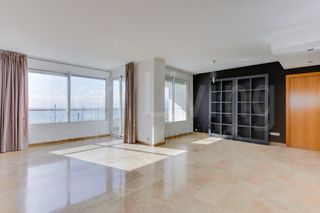 Affitto Appartamento in Passeig de garcia fària 73-75