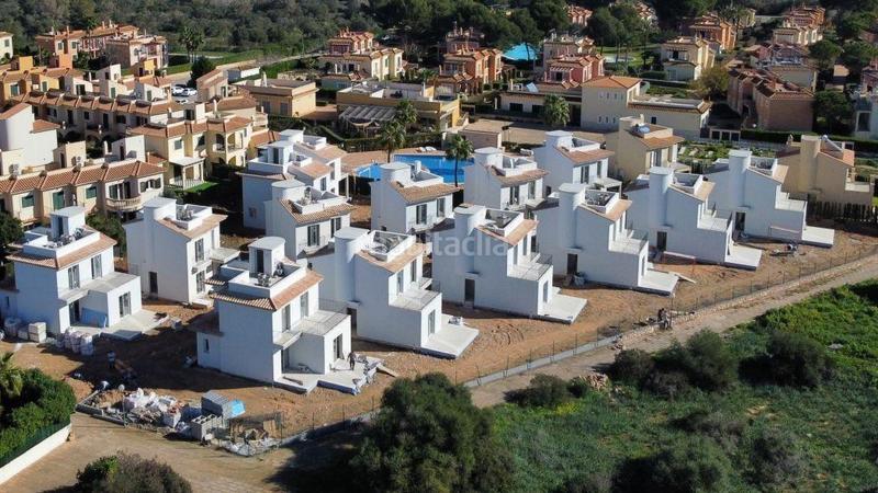 Foto 8d7784a1-2521-4186-ab9d-22587b042a21. Casa amb piscina a Campos