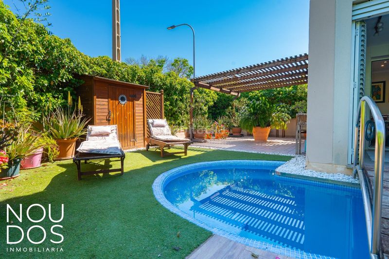 Foto d0aa6aad-2e6b-40ba-a9c2-29fdcbefb701. Casa adossada amb calefacció aparcament piscina a Palma de Mallorca