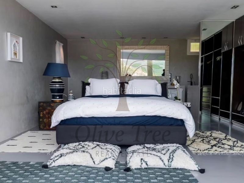 Foto 824a219e-bc71-4b25-a651-507453c87606. Rent duplex with parking in Roca Llisa Santa Eulària