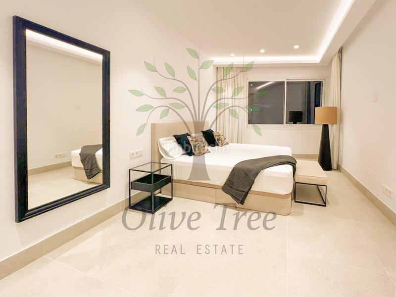 Foto 89d1cbca-7096-4358-be5c-4039428dd0b8. Location maison avec parking dans Cap Martinet Santa Eulària