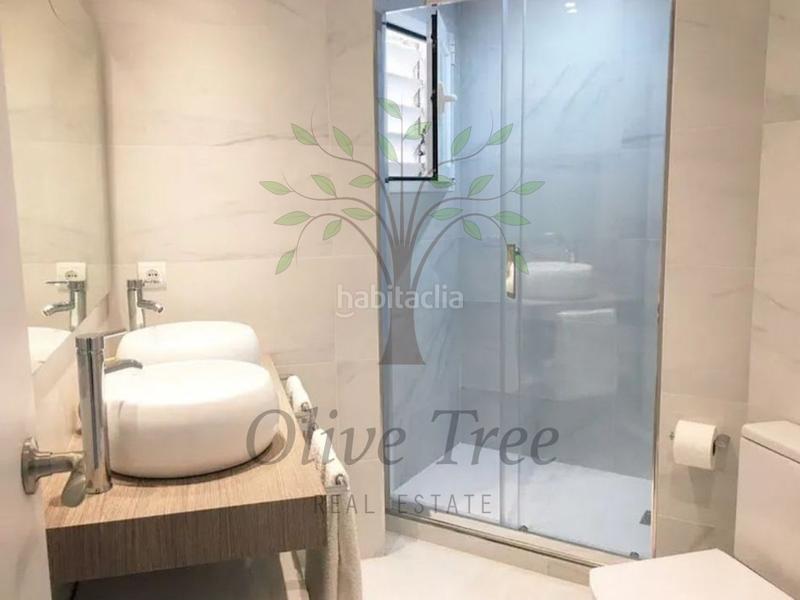 Foto 49d46fc1-fe21-43c4-b6b9-5715a375f7e4. Alquiler apartamento piso en alquiler en el edificio fiesta marina botafoch en Ibiza