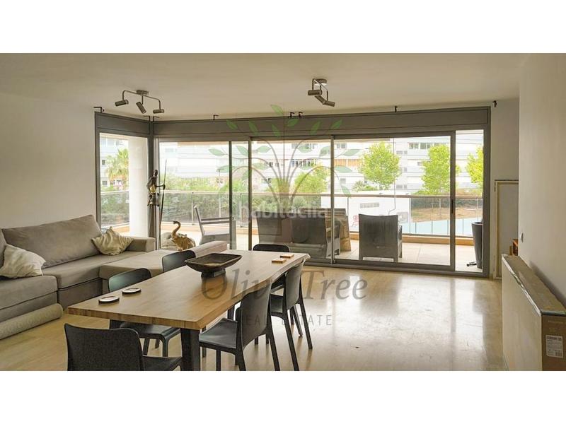 Foto 3b4295d7-32f1-4e39-ac06-8ce9c3a796ff. Location appartement avec piscine dans Marina Botafoc-Talamanca Ibiza