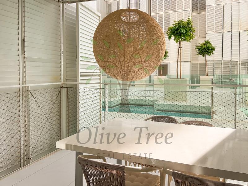 Foto 1cf4fd2a-d8d3-44b9-8f83-3ee7e45a941e. Alquiler apartamento  en patio blanco en alquiler de larga temporada en Ibiza