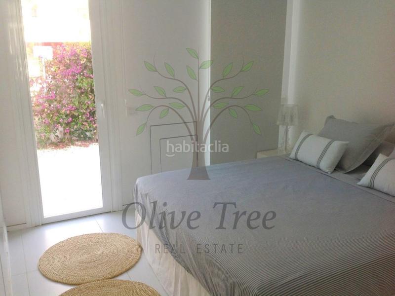 Foto 09c78464-6444-44b3-8b12-76ca07bef5fe. Lloguer apartament amb aparcament piscina a Marina Botafoc-Talamanca Ibiza