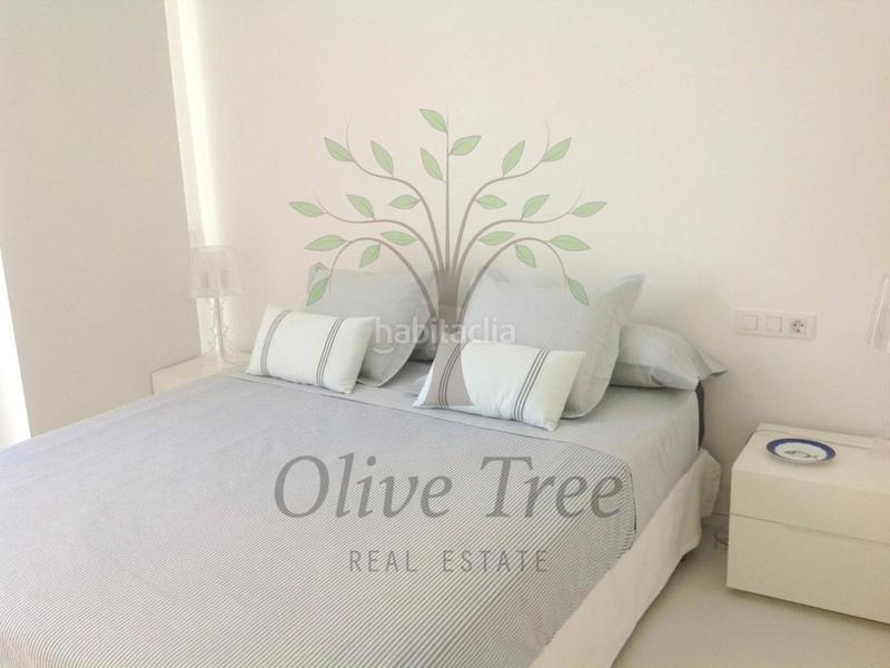 Foto 0af77385-37d7-495a-83b5-83017485c106. Lloguer apartament amb aparcament piscina a Marina Botafoc-Talamanca Ibiza