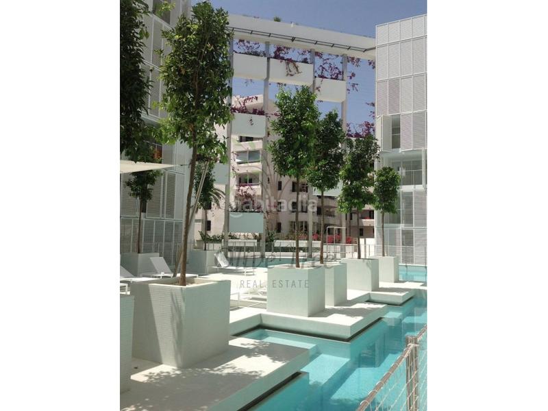 Foto 20d3f693-67b1-45c0-a1d5-7a64852c576a. Lloguer apartament amb aparcament piscina a Marina Botafoc-Talamanca Ibiza