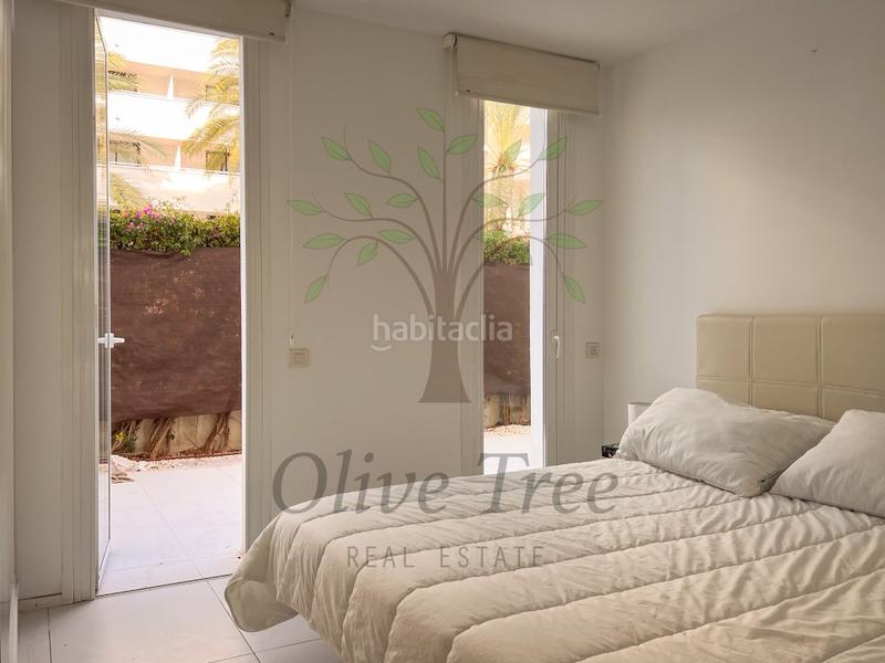 Foto 5565c4f6-330d-4288-8ecc-bed2dd33f052. Location appartement avec parking piscine dans Marina Botafoc-Talamanca Ibiza
