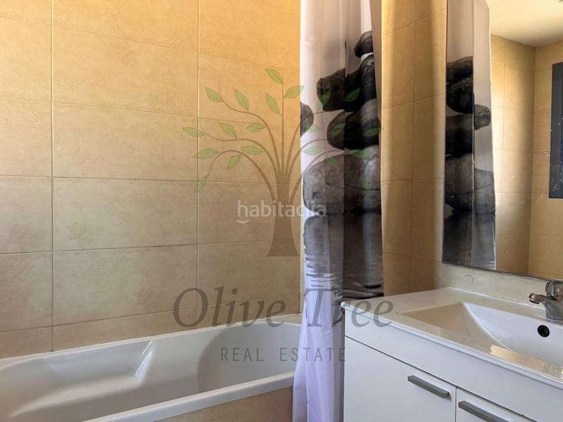 Foto 063f8484-d780-4b42-b7ab-84c2edbeb8fa. Location rez-de-chaussée avec piscine dans Ses Figueretes - Platja d'en Bossa - Cas Serres Ibiza