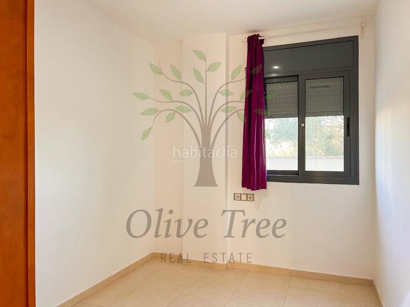 Foto 9da09c3b-27ac-4946-bcf7-d815803319e4. Location rez-de-chaussée avec piscine dans Ses Figueretes - Platja d'en Bossa - Cas Serres Ibiza