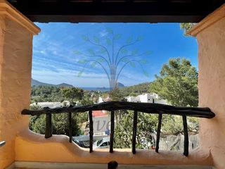 Lloguer Apartament a Cala Vedella-Cala Tarida. Alquiler apartamento con vistas mágicas en cala vadella