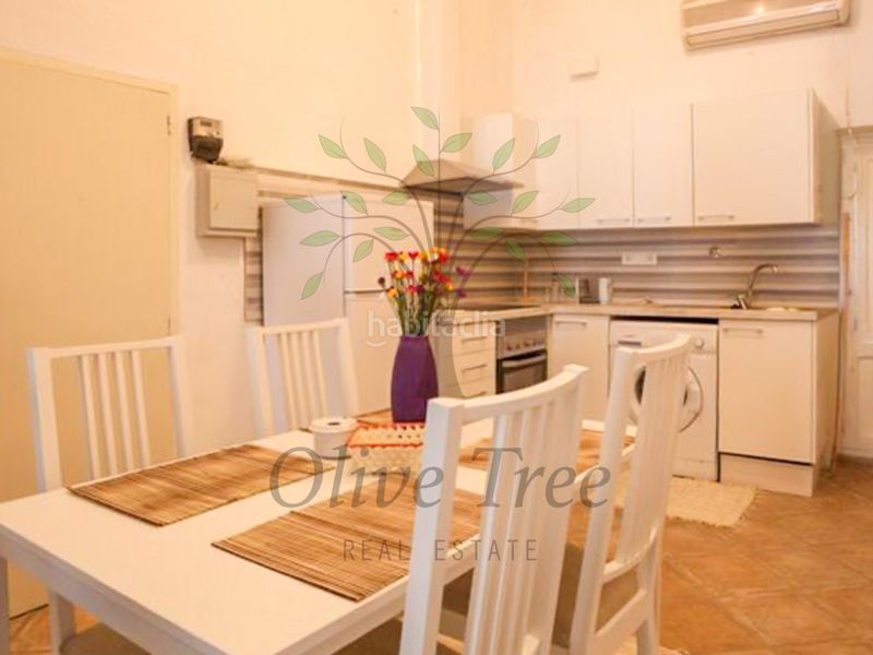 Foto d5ad3bd1-a4ae-46d1-b5ac-847e850d3d0a. Apartament a Dalt Vila-La Marina Ibiza