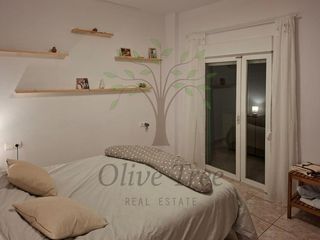 Miete Appartement  Calle rio duero. Apartamento de 2 habitaciones en can negre  alquiler julio y ago