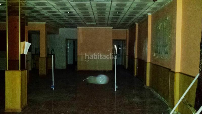 Foto f0ebf317-05e3-4f4a-8214-fc8d228aca93. Local comercial a El Mercado Manises