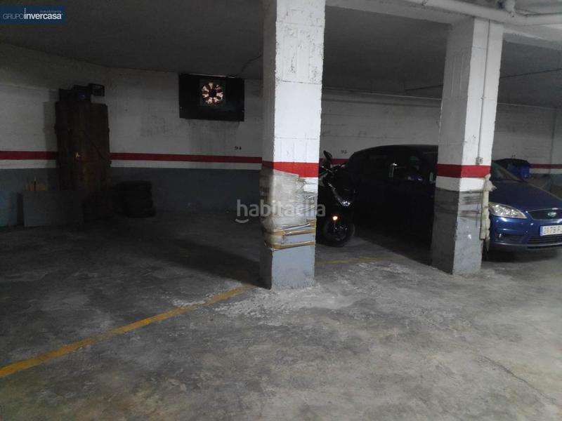 Foto ad05a7d8-12ef-479d-a179-0c127e988156. Parking voiture dans El Carmen Manises