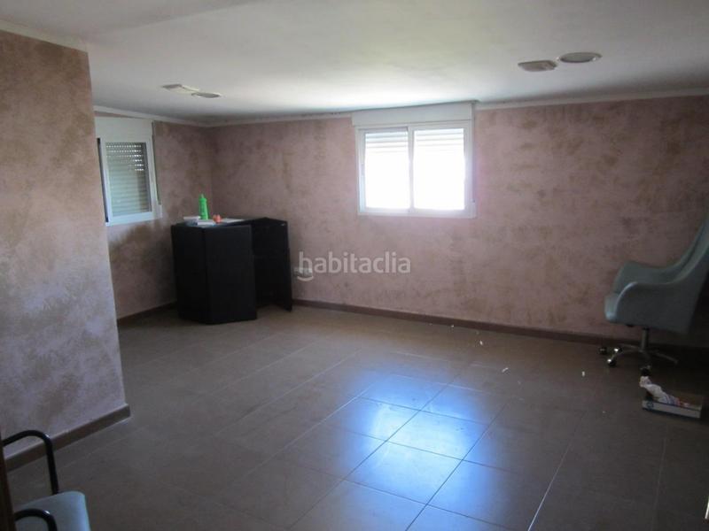Foto 35b0f78a-d759-4455-a8fe-ba643c9266ca. Location bureau dans Riba - roja de Túria