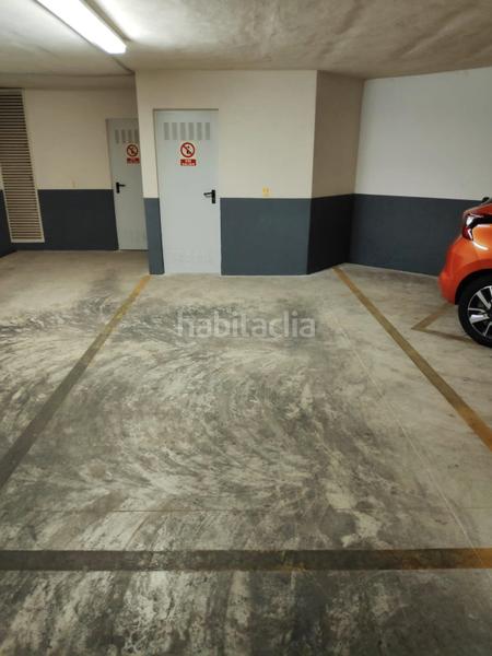 Foto 8b5b4e4a-dd32-4e3a-8c3e-32d9ce92f37c. Parking coche plaza de garaje grande trastero en Manises