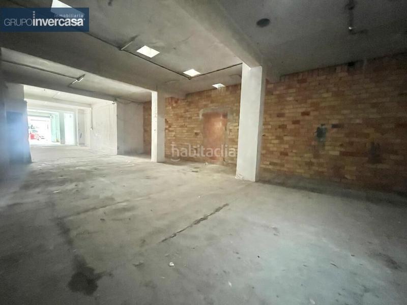 Foto 3aa9d19a-9b33-4583-b5d0-83fd6c1023b4. Location local commercial dans Quart de Poblet