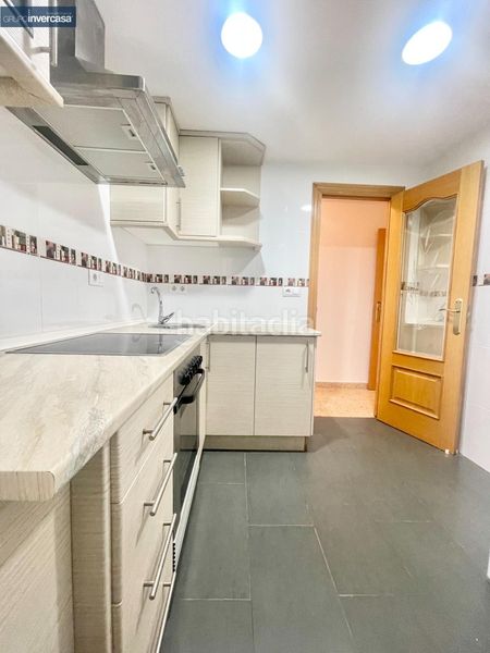 Foto 68907652-cac6-46b6-ae8f-6e95a5991f25. Rent flat in El Carmen Manises