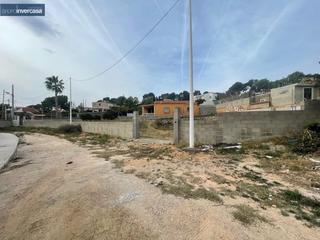 Terreny residencial a Polígono del Aeropuerto. Parcela urbana en urbanización montemayor de manises