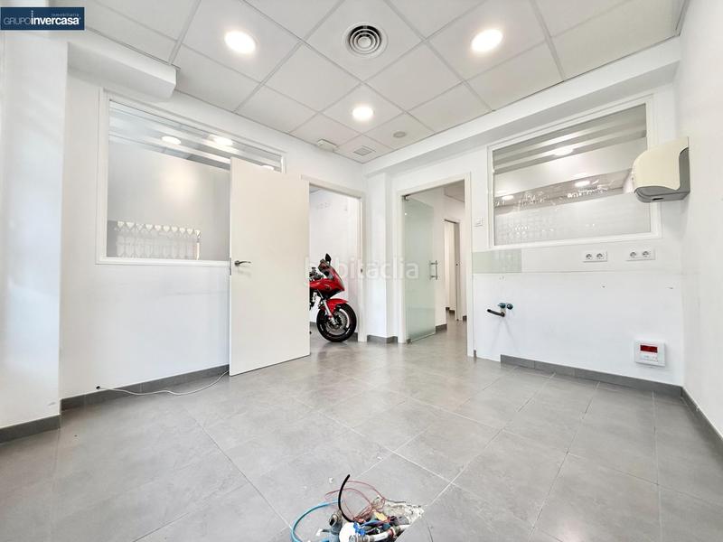 Foto 1910e6ac-25f4-408b-a926-fe820ba004a7. Affitto locale commerciale in Quart de Poblet