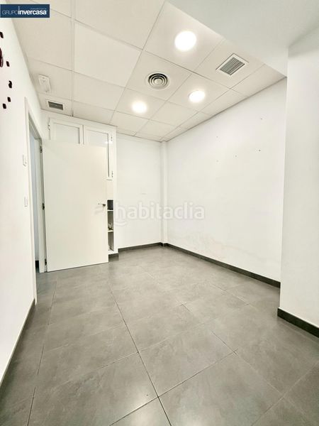 Foto 3554fd0a-6b9f-4c8c-b79f-f8311a941e9c. Lloguer local comercial a Quart de Poblet