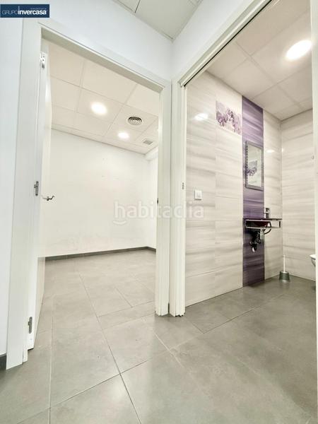 Foto 15ac0d11-5002-4868-9932-00da35869196. Location local commercial dans Quart de Poblet