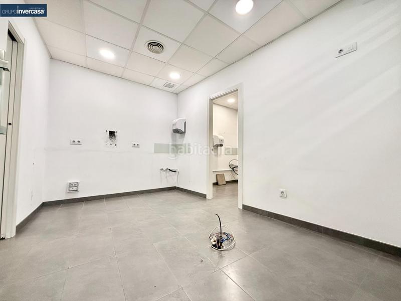Foto b05121c8-4620-4452-8331-df8d781f82f7. Location local commercial dans Quart de Poblet