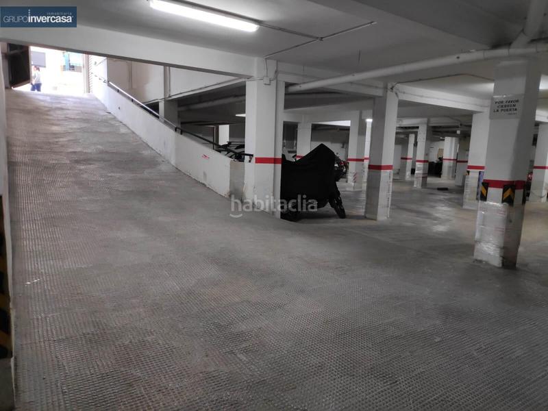 Foto f74462f6-785e-4dc3-bbd4-eb7ad5e7a7fe. Aparcament cotxe a Quart de Poblet