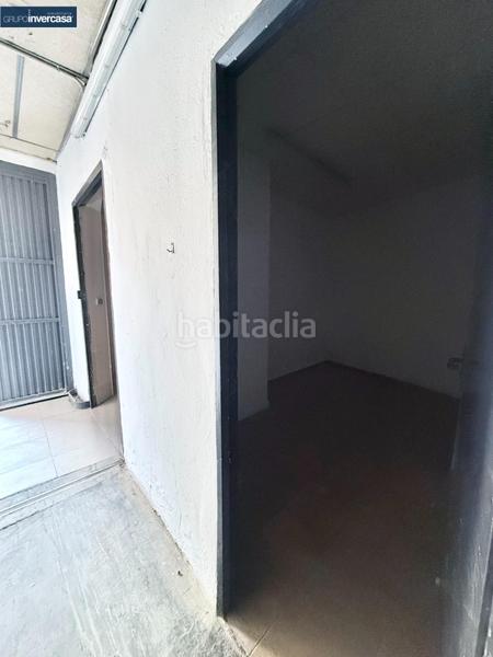 Foto 0660ae73-e1ab-4a43-afd0-396278f36a0f. Lloguer local comercial a Quart de Poblet