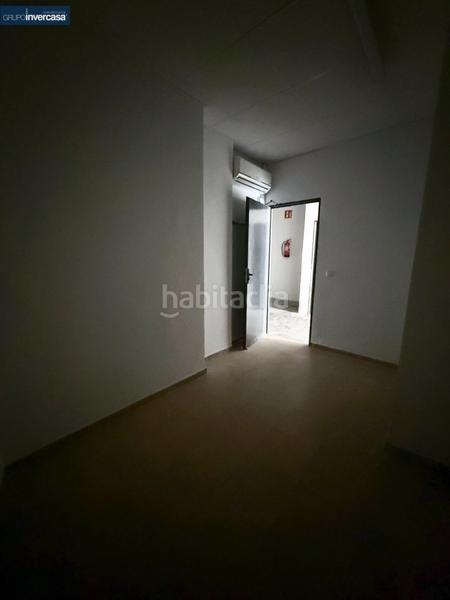 Foto 565d4bf2-d656-4a20-a0ed-d052b7910b1e. Lloguer local comercial a Quart de Poblet