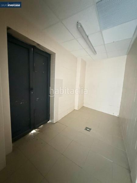 Foto 9365ad57-c39b-42a2-98d6-bf61281866e1. Lloguer local comercial a Quart de Poblet