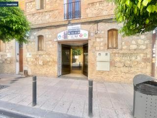 Lloguer Local Comercial a Quart de Poblet. Local comercial en edificio histórico en zona ayuntamiento de qu
