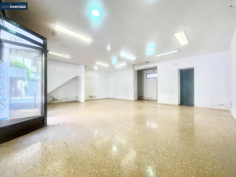 Foto 3b2f34f4-5b1b-4c6d-9914-985920e86823. Location local commercial dans Quart de Poblet