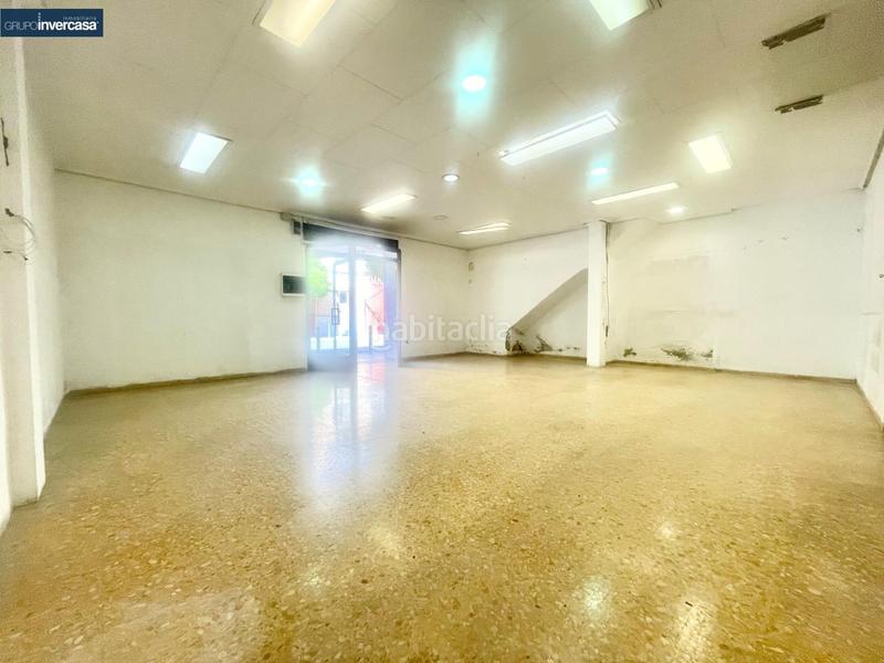 Foto ef021c46-8a56-4f33-8f37-8a8bf479fd25. Location local commercial dans Quart de Poblet