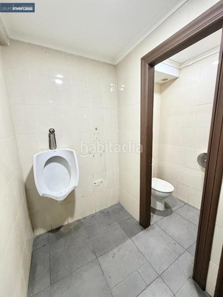 Foto 87beb845-5340-4b5f-869f-d300990866e9. Alquiler local comercial  esquinero en zona revendo jose palacios parque moli animeta en Quart de Poblet