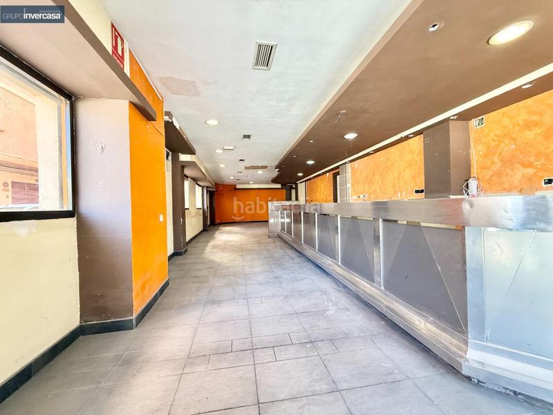 Foto cd595673-c451-4a72-b07c-6b21375faf74. Alquiler local comercial  esquinero en zona revendo jose palacios parque moli animeta en Quart de Poblet