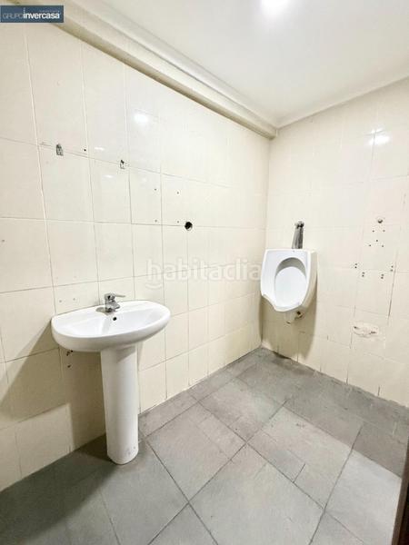 Foto 0baa0706-8d3c-401e-83ff-0b5c7591da4b. Location local commercial dans Quart de Poblet