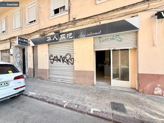 Lloguer Local Comercial a La Roqueta. Local comercial de 65m2 junto a estación del norte de valencia
