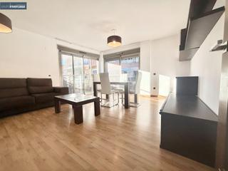 Location Appartement à Centro - Ambulatorio. Piso esquinero seminuevo con trastero en zona iglesia san jorge