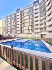 Miete Etagenwohnung in Quart de Poblet. Vivienda con plaza de garaje y piscina comunitaria en zona gran