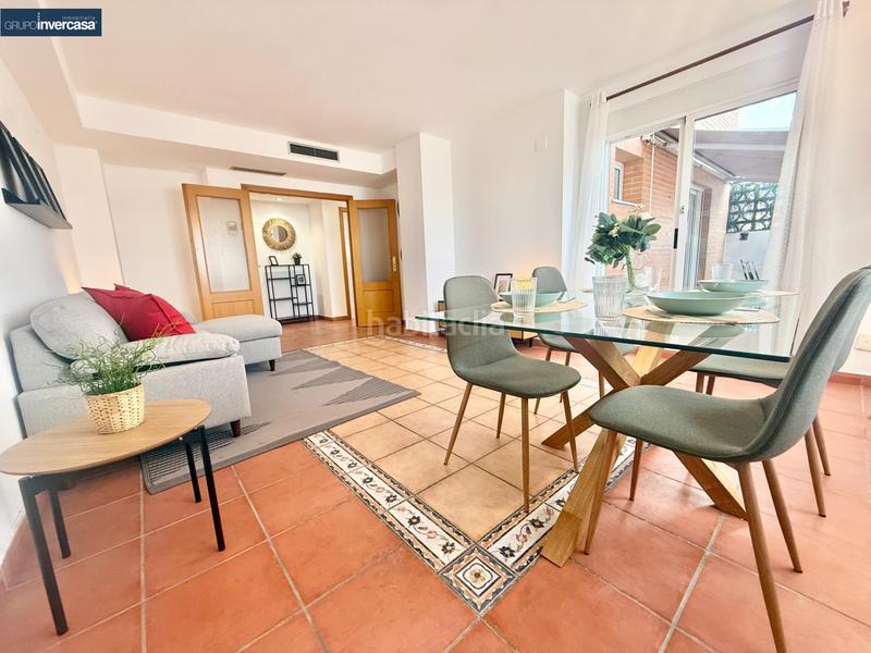 Foto 9a8978b8-8592-42cb-b134-cbd922bf17f5. Location attique avec parking dans Parc Central Paterna