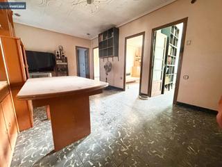 Etagenwohnung in Quart de Poblet. Luminoso segundo piso con ascensor junto al metro quart de poble