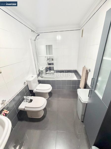 Foto 23f8a3bf-f68c-4600-ac3c-9356c35acfb1. Pis a Quart de Poblet