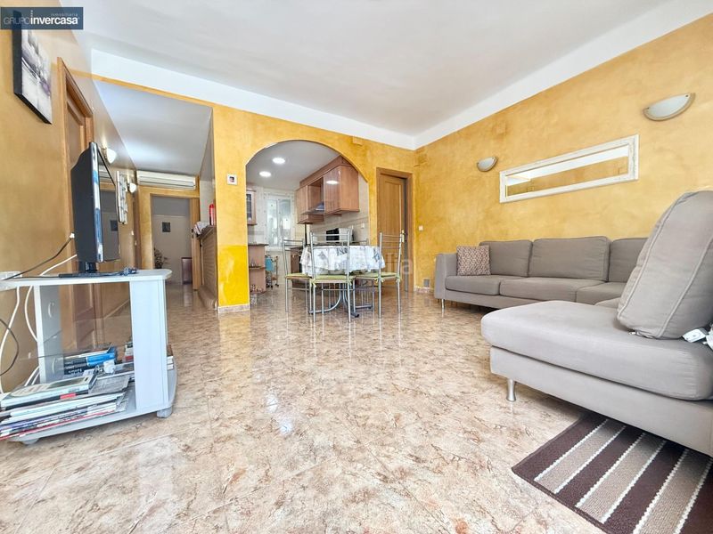 Foto 43970781-9ef2-4baa-a872-fc1b23c92ad2. Planta baixa a Quart de Poblet