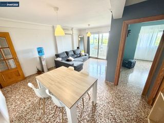 Flat in Quart de Poblet. Piso con vistas al parque fluvial del río turia de quart de pobl