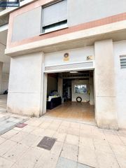 Miete Geschäftsraum in Quart de Poblet. Local situado en zona gran manzana