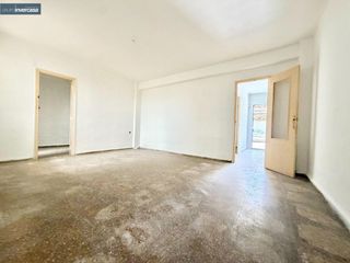 Planta baixa a Quart de Poblet. Planta baja con terraza en zona cuesta del matadero de quart de