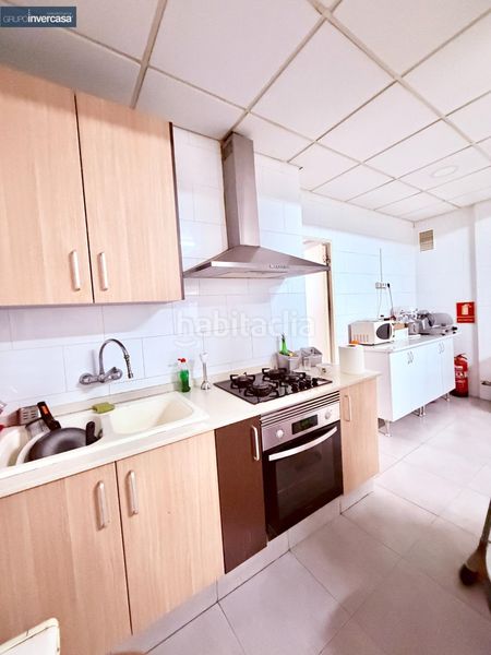 Foto e810eb98-2f39-46bd-bf4b-6539890a35a0. Lloguer local comercial a Quart de Poblet